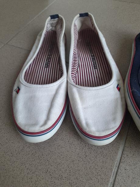 Rôzne značkové šľapky a topánky v 38/38, cena 5e, 39