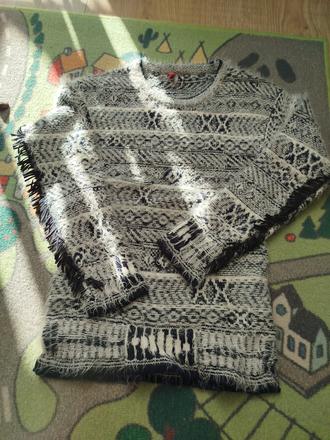 Krasny teply sveter 152, 152