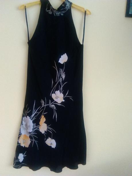 Príležitostné saty, 38