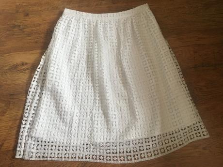 Midi sukna motivi, l