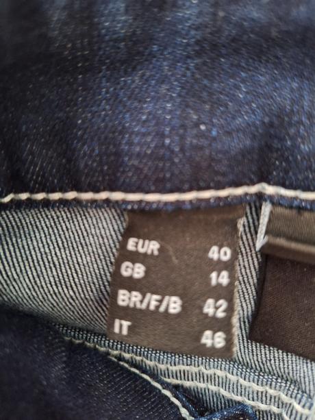 Rifle capri č.40, bonprix,40