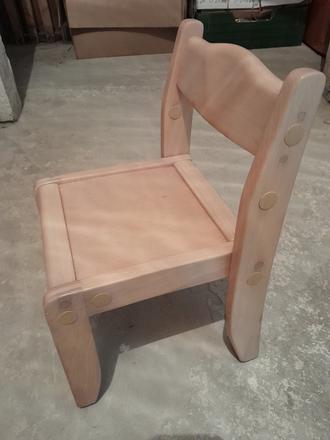 Predam detské stoličky, 