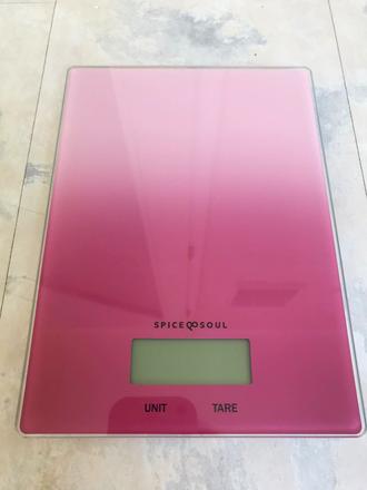 Sklenená digitálna kuch.váha,