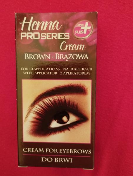 Skúšali ste farbu na obočie?