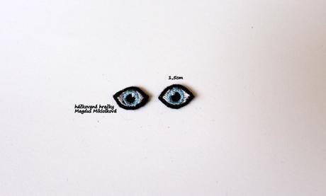 Vyšívané očká 1x1,5cm,