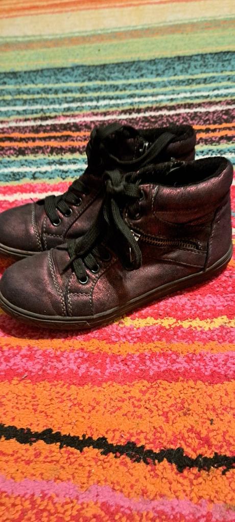 Jesenné topanky, 32