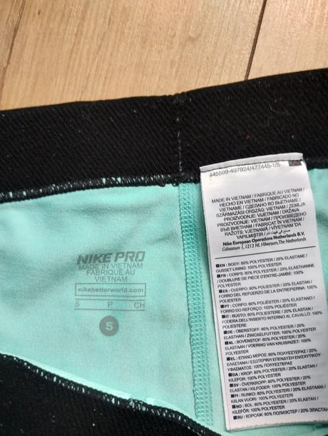 Trojštvrťové legíny, nike,s
