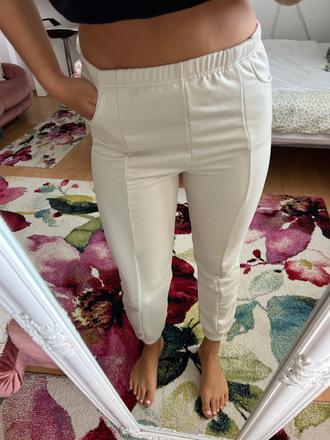 Teplaky, s