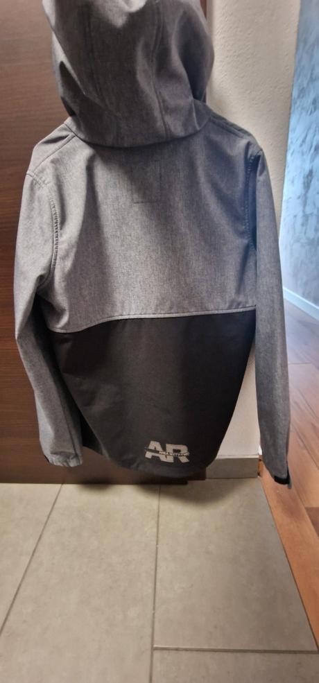 Softshelová bunda, 170