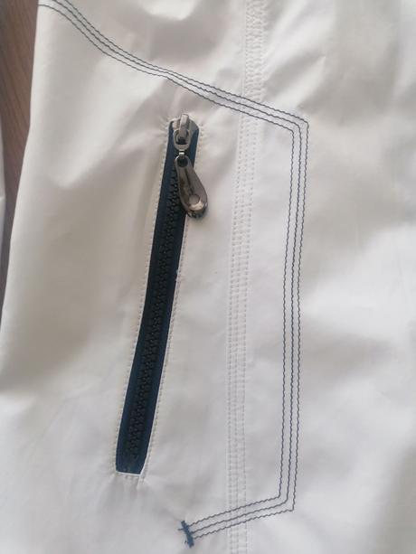 Nepremokavá prechodná bunda, 164