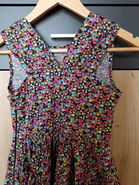 Plátnove šaty, 152