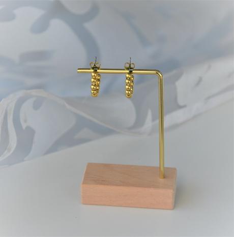 Stojan na náušnice, 