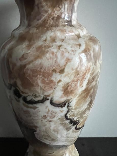 Kamenna vaza z praveho kamena 25 cm,