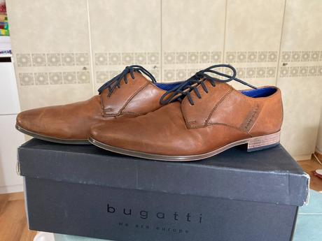 Sviatočné topánky bugatti č. 40, 40