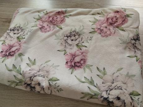 Kvietkovaná dečka, 