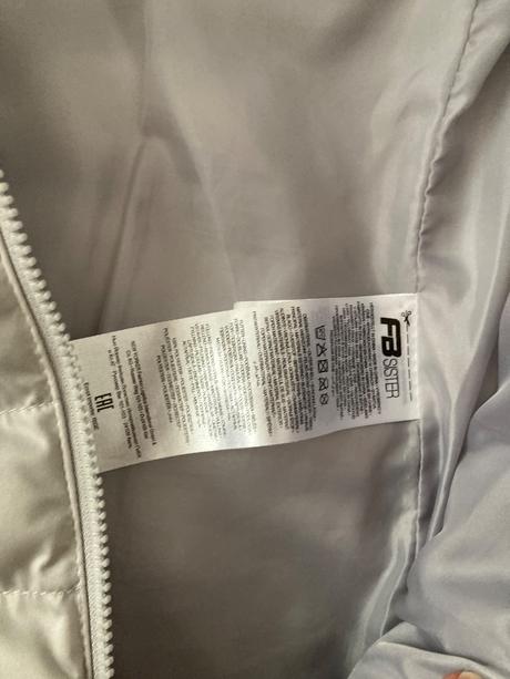 Krátka vetrovka, new yorker,s