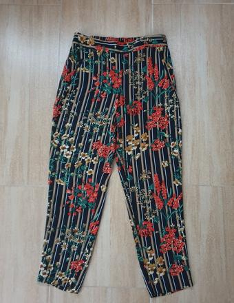 Nohavice letné dámske kvetované zara, zara,s