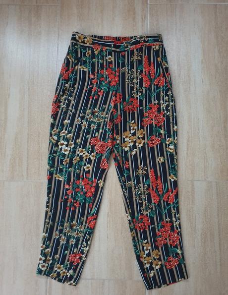 Nohavice letné dámske kvetované zara, zara,s