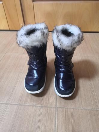 Snehule zn. cortina 32, 32