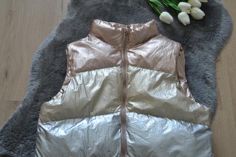 Štýlová metalická prešívaná vesta (color-block), zara,164