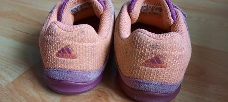 Botasky adidas 24 katnat, adidas,24