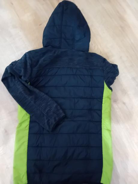 Prechodná bunda, 164