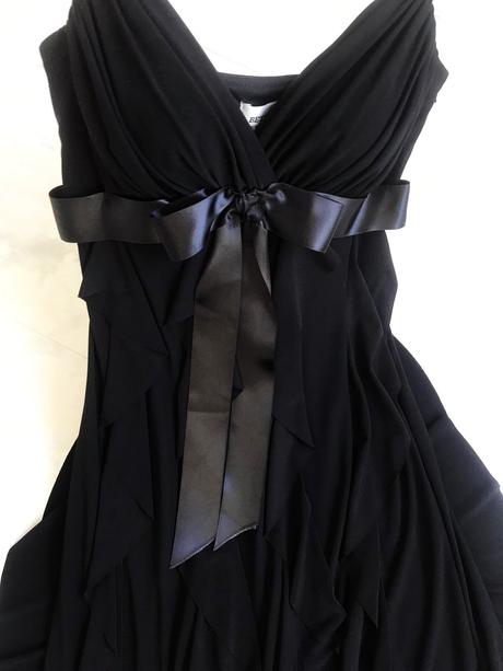 Spoločenské šaty na ramienka, s