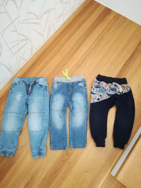 Chlapčenské nohavice, 104