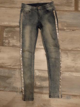 Džínsy s lesklým pásikom veľ. 134/140, 134