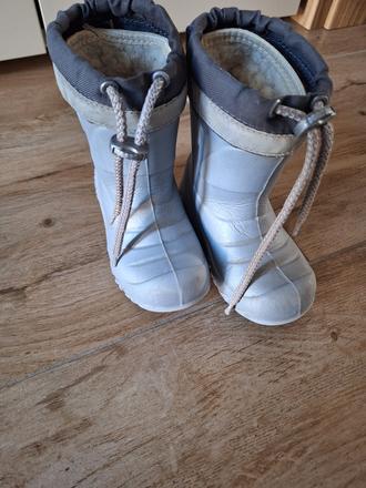 Snehule demar, demar,22