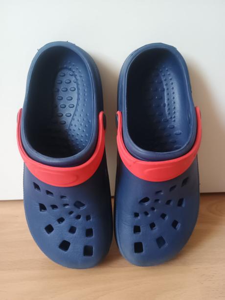 Crocsy, 33