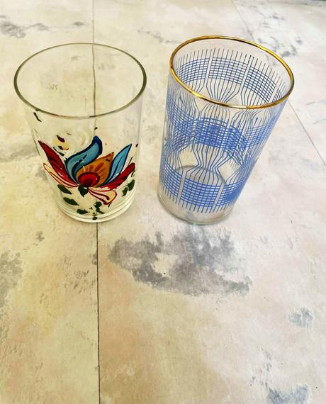 Staré socialistické retro poháre 8 ks, 