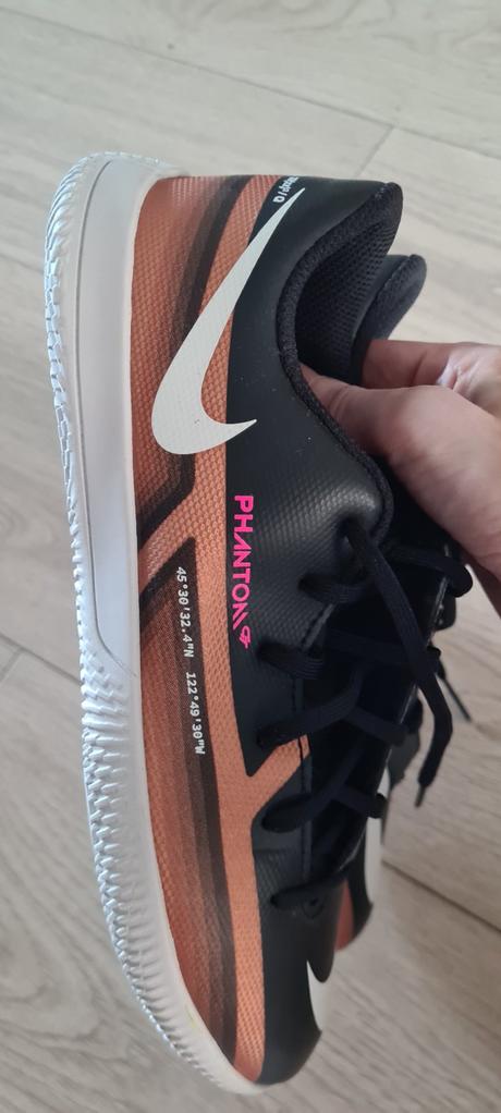 Halovky nike, halové tenisky, nike,36