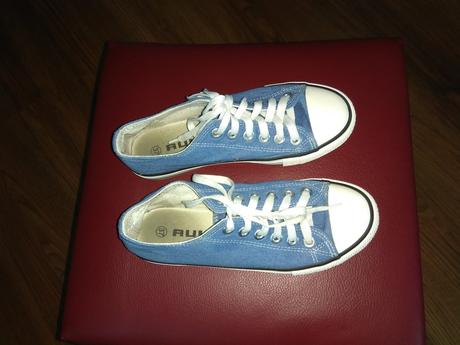 Chlapčenské tenisky, 37