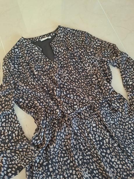 Moderné šaty, gate,36