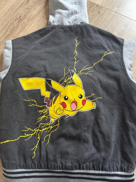 Bombera pokemon, house,xs