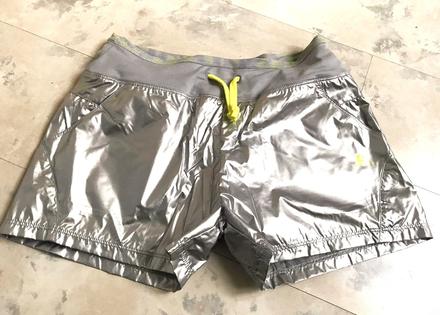 Strieborné športové šortky, domyos,38