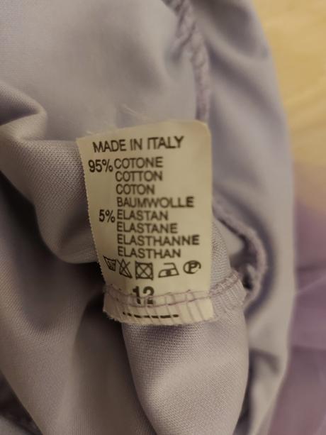 Svetlofialová sukňa, 152