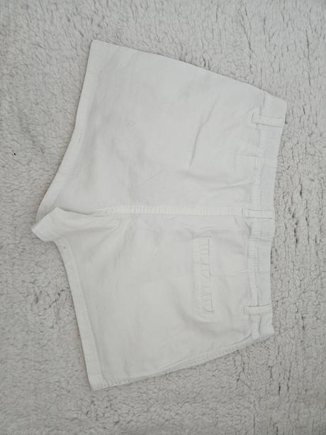 Biele kratasy, h&m,152