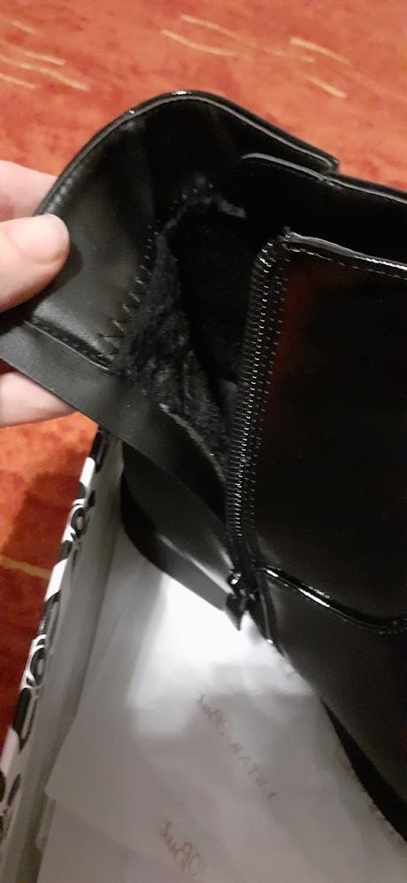 Nové lesklé teplé elegantné topánky, 38