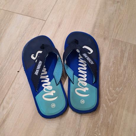 Detské šľapky / žabky, 35