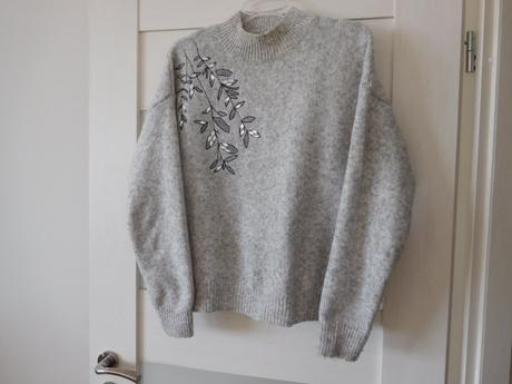 Pulovrík šedý -s,, s