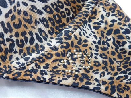 Kvalitna hladká podprsenka s výstužou push efekt, secret,75d