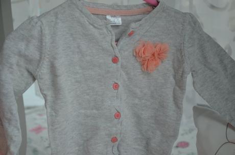 Sivý svetrík-86, f&f,86