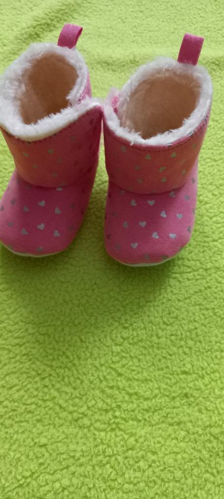 Zimné capacky, kik,17