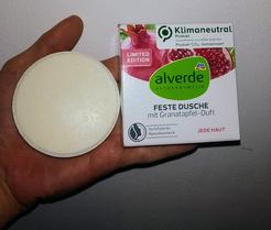 Tuhé sprchovacie mydlo alverde s vôňou granátového jablka