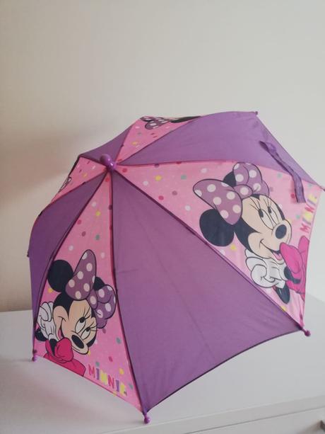 Dievčenský dáždnik, disney
