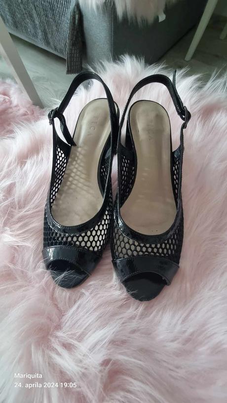 Sandale topanky na nizkom opatku, 39