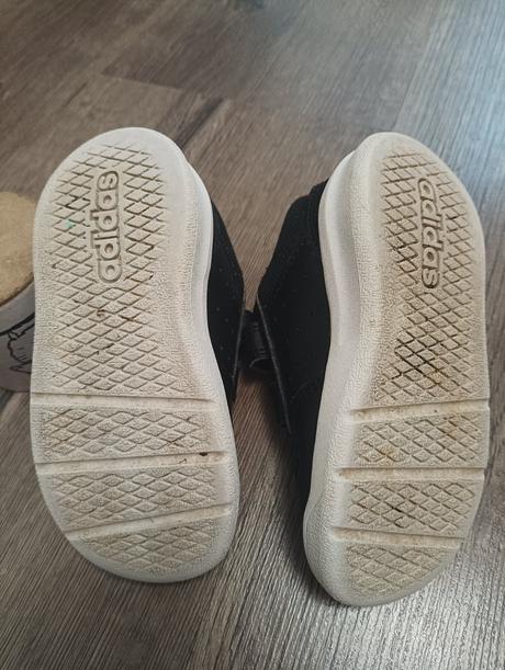 Cierne adidas tenisky, adidas,22