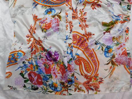 Velmi pekna kvalitna bluzka, 48